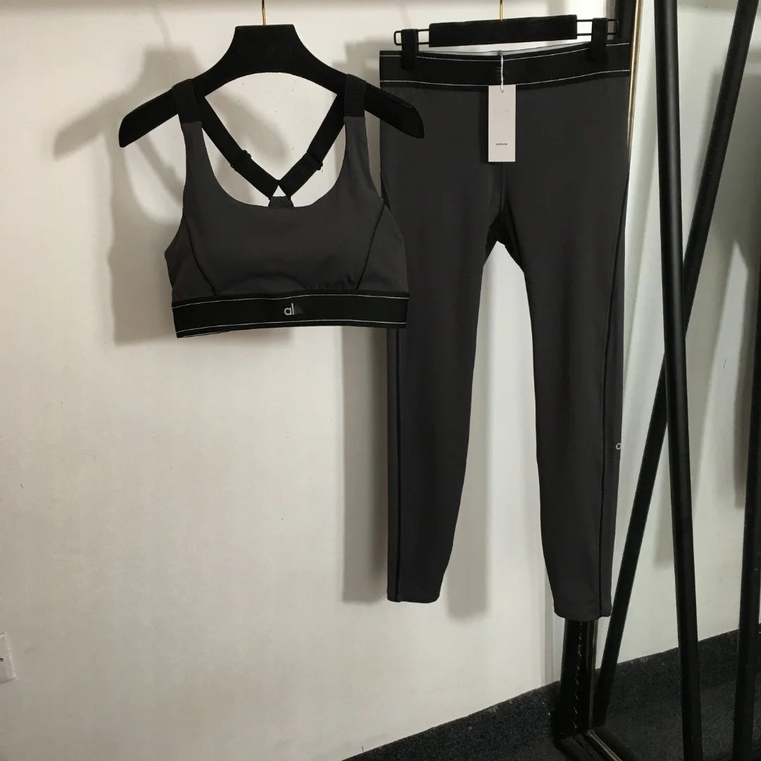 Yoga Set Tank Top and Leggings