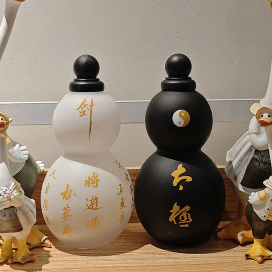 800ml Chinese Retro-Inspired Gourd Water Bottle