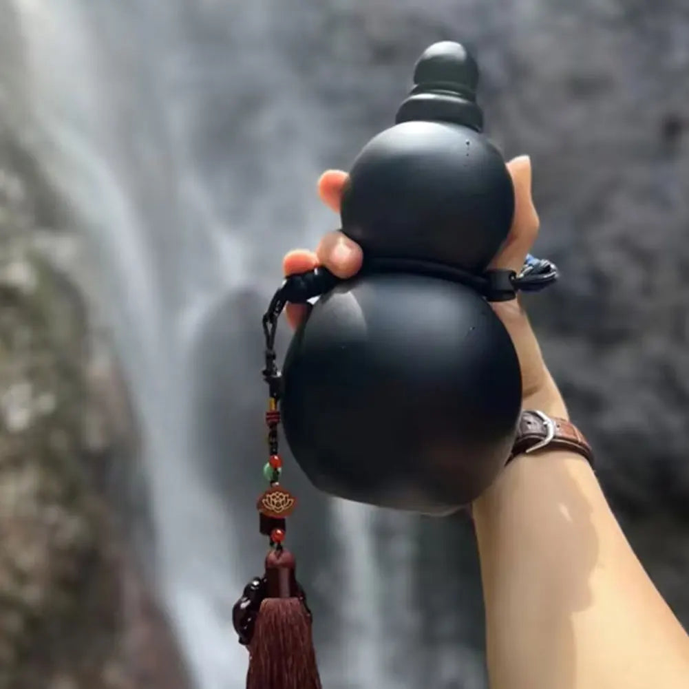 800ml Chinese Retro-Inspired Gourd Water Bottle